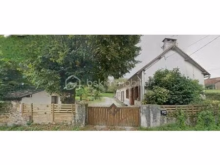 corps de ferme de 81 m² à firbeix