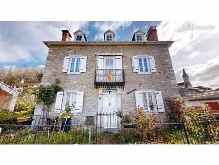 maison 7 pièces 175 m²