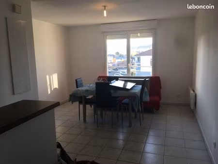 2 pièces. 37m2 libre d'occupation