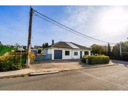 bungalow au calme  3 ch et bureau  sans travaux!