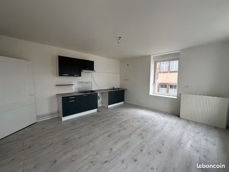 loue appartement spacieux et lumineux