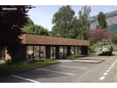 vend bureau montbonnot