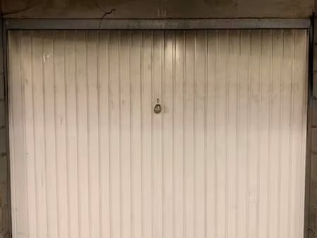 garage/box 17 m² cholet