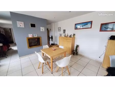 maison à louer ou colocataire