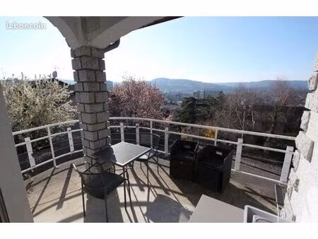 propriété 224m² – vue panoramique – prestations haut de gamme – hauteurs firminy 378000