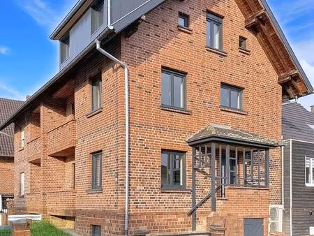 maison de ville 7 pièces 121 m²