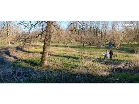 cherche terrain  hangar et ou grange