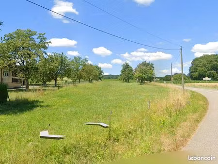 terrain viabilisé - libre de constructeur 15ares81