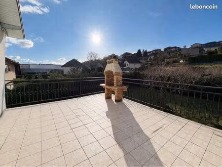 t3 78 m² – terrasse – parking – viviers-du-lac