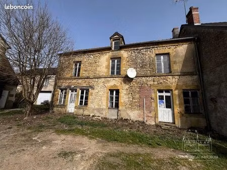 maison 2 pièces 160 m²