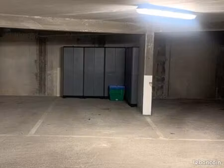 parking en sous-sol sécurisé dobrée/graslin
