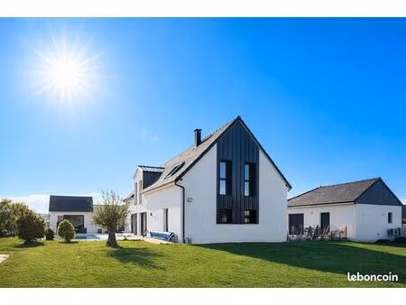 propriété 9 pièces 237 m²