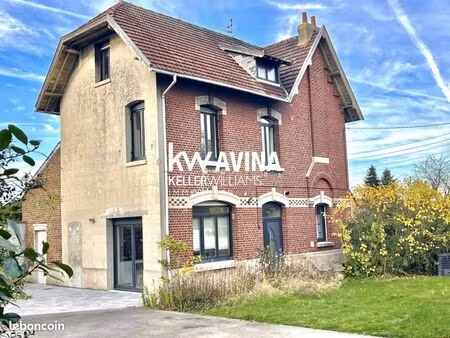 villa 6 pièces 176 m²