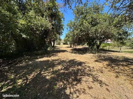 terrain constructible 1500 m² – guérigny