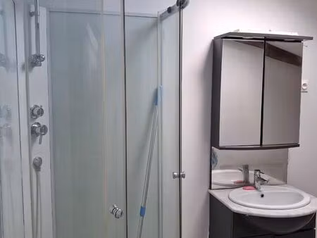 a louer f4 roquefort