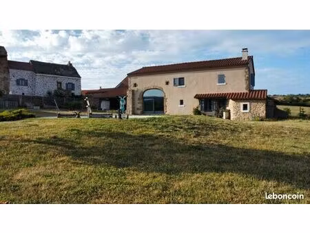 maison avec dépendances