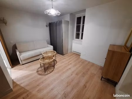 type 1  meublé  23m2