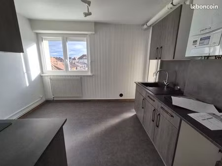 appartement meublé 4 pièces de 73 m² - quartier saint-léon