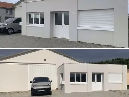 entrepot avec 2 bureaux + refectoire et vestiare / sanitaires