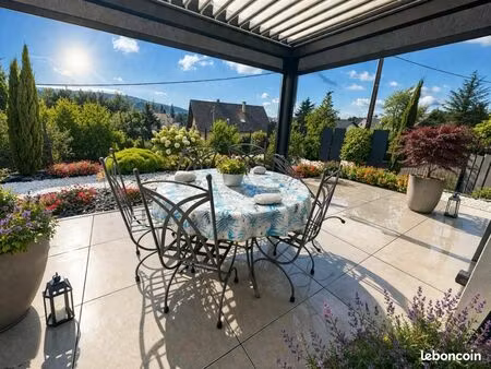 villa 4 pièces 127 m²