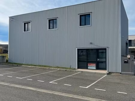 à louer : bureaux climatisés neufs + espace rdc – lavalette  nord-est de toulouse