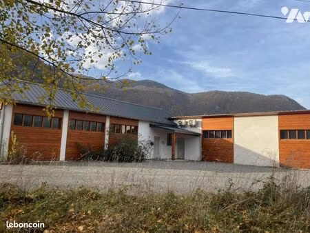 local d'activités cierp gaud