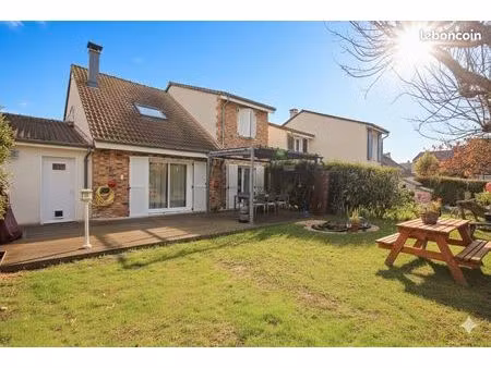 maison 5 pièces 126 m²