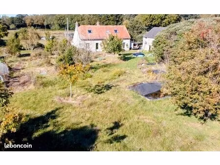 fermette rénovée + terrain 5623m2