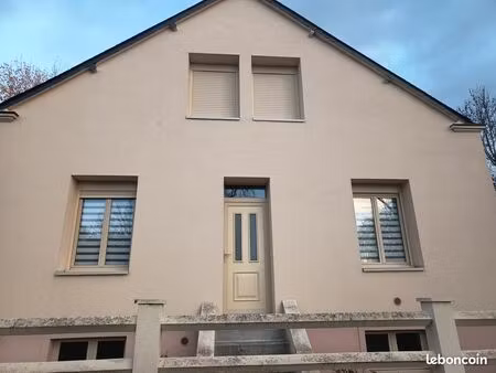 ? maison sous-sol complet – terrain 1083 m² – 3 chambres