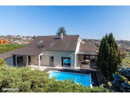maison 200 m² avec piscine