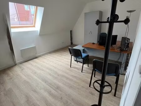 bureau 18 m2 à louer