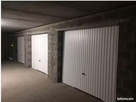 box fermé sécurisé – proche gare – les mureaux (78130)