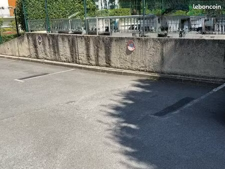 parking à vendre