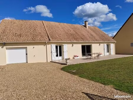 maison familiale t5 de plain-pied avec jardin clos