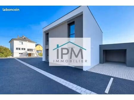 maison 4 pièces 105 m²