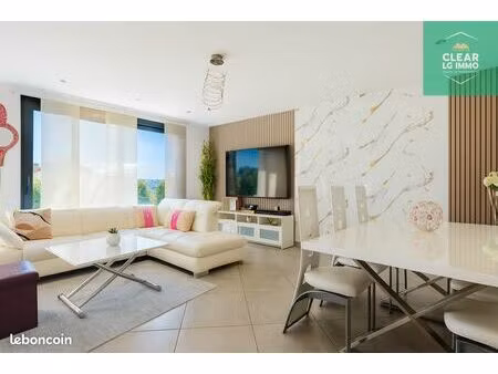 maison 6 pièces 140 m²