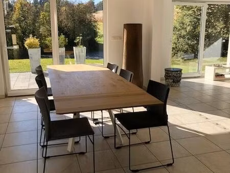 maison 145 m² avec piscine  terrasses et grand jardin rare