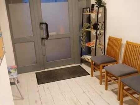 local cabinet a louer