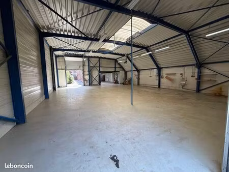 entrepôt 350 m² ronchin