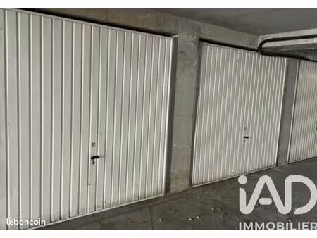 parking/box plaisir