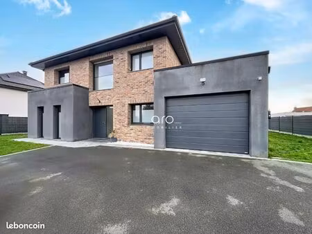 maison 7 pièces 191 m²