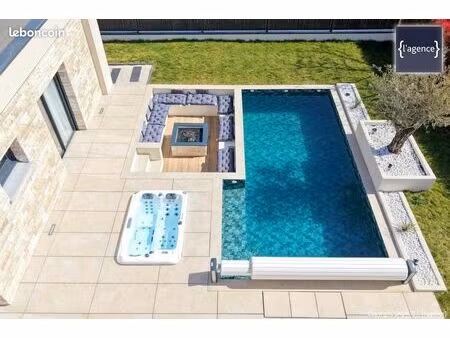 villa 5 pièces 130 m²