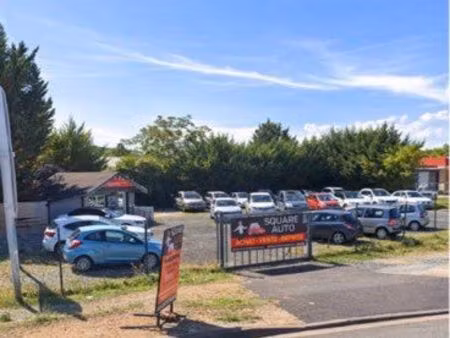 terrain 1170 m² – rond-point ultra visible – axe clermont / cournon