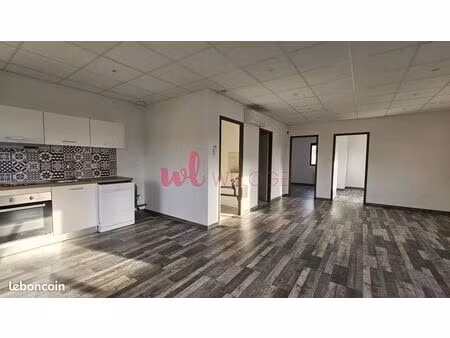 local bureaux 77 m²