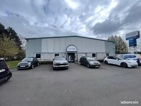 local industriel 752 m²
