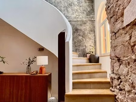 corps de ferme rénové – 277 m² – piscine & dépendance (gîte)