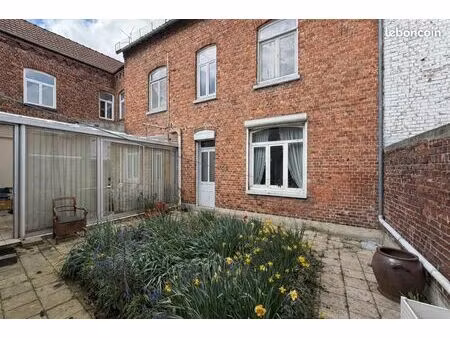 maison de ville 4 pièces 165 m²