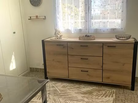 beau studio de 30 m3 - meuble   agréable et calme - sécurisé