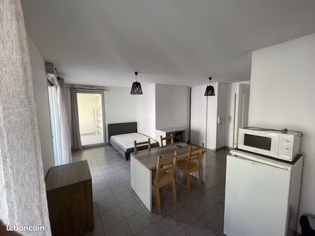 studio grand confort 31m² à proximité faculté monnet saint-etienne trefilerie