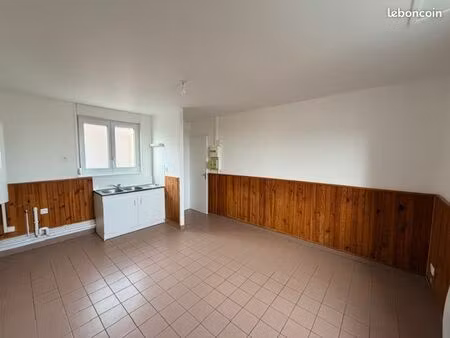 location appartement non meublée t2- 38m² à saint hilaire lez cambrai